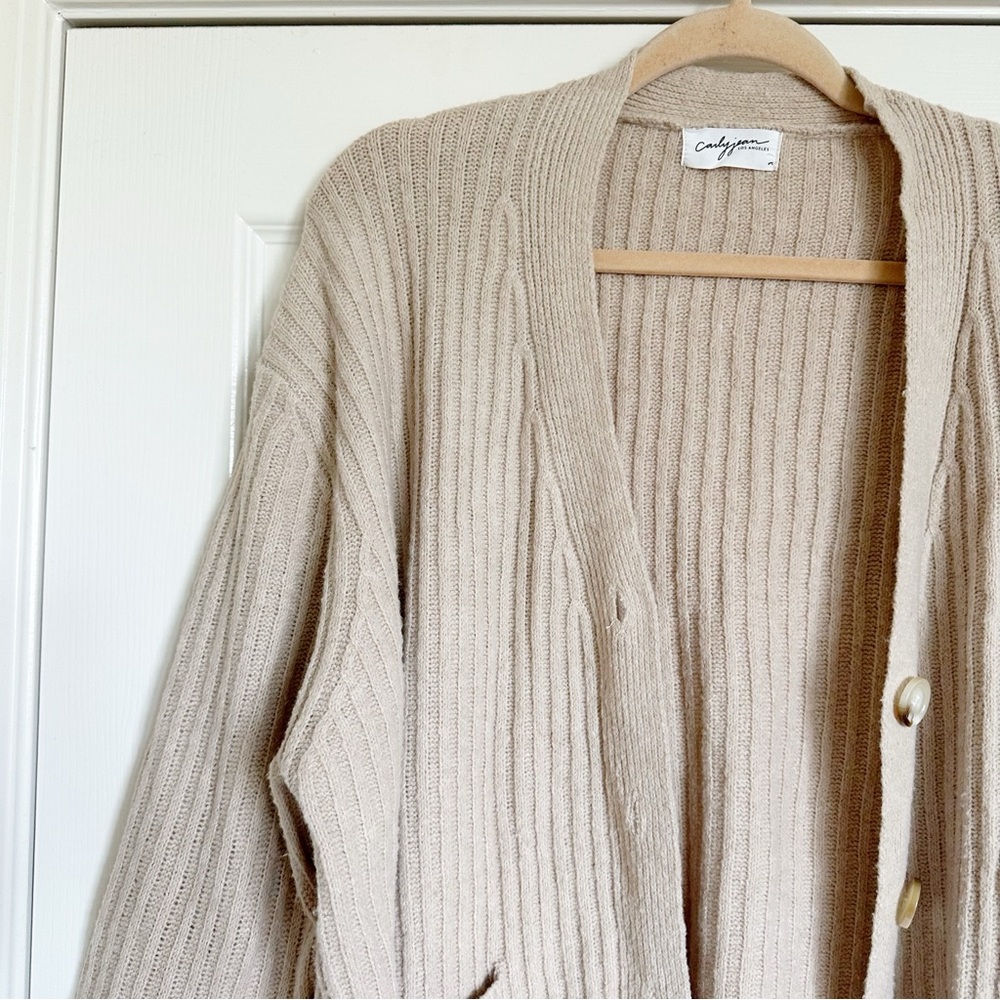 Carly Jean Los Angeles Tan Knit Cardigan - Picture 2 of 4